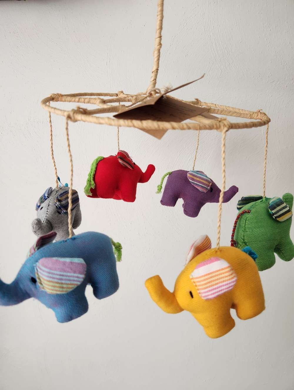 New Amanu Ya Juu Handmade Colorful Elephant Hanging Mobile for Baby Nursery Gift